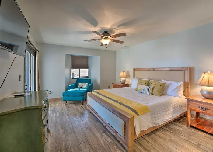 Hébergement de vacances Pool & Game Room: Pet-friendly Havasu Gem *