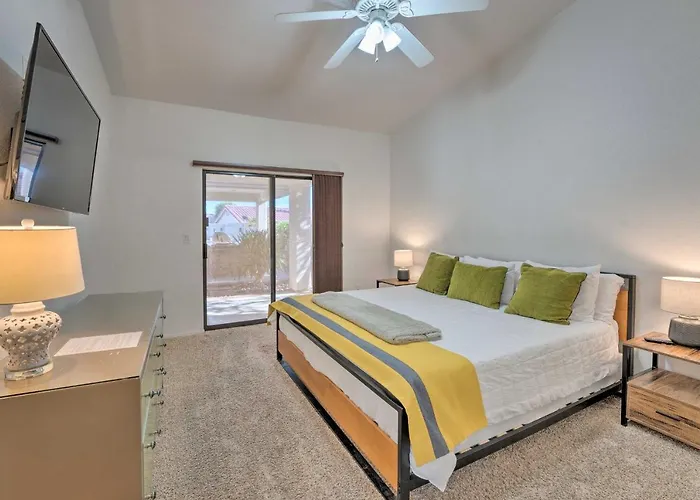 Hébergement de vacances Pool & Game Room: Pet-friendly Havasu Gem Lake Havasu City