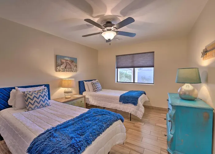 Hébergement de vacances Pool & Game Room: Pet-friendly Havasu Gem
