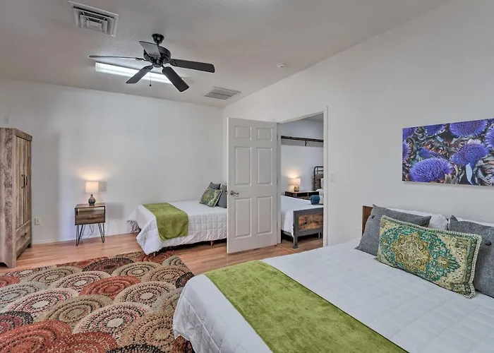 Pool & Game Room: Pet-friendly Havasu Gem * Lake Havasu City