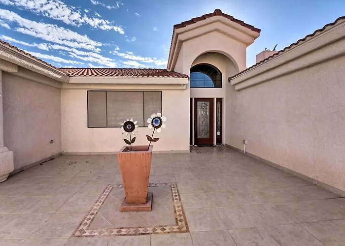 Pool & Game Room: Pet-friendly Havasu Gem Lake Havasu City