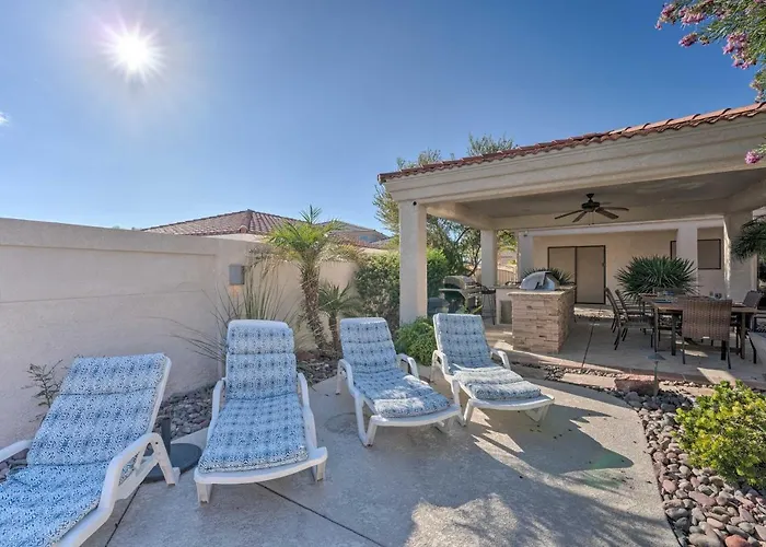 Pool & Game Room: Pet-friendly Havasu Gem